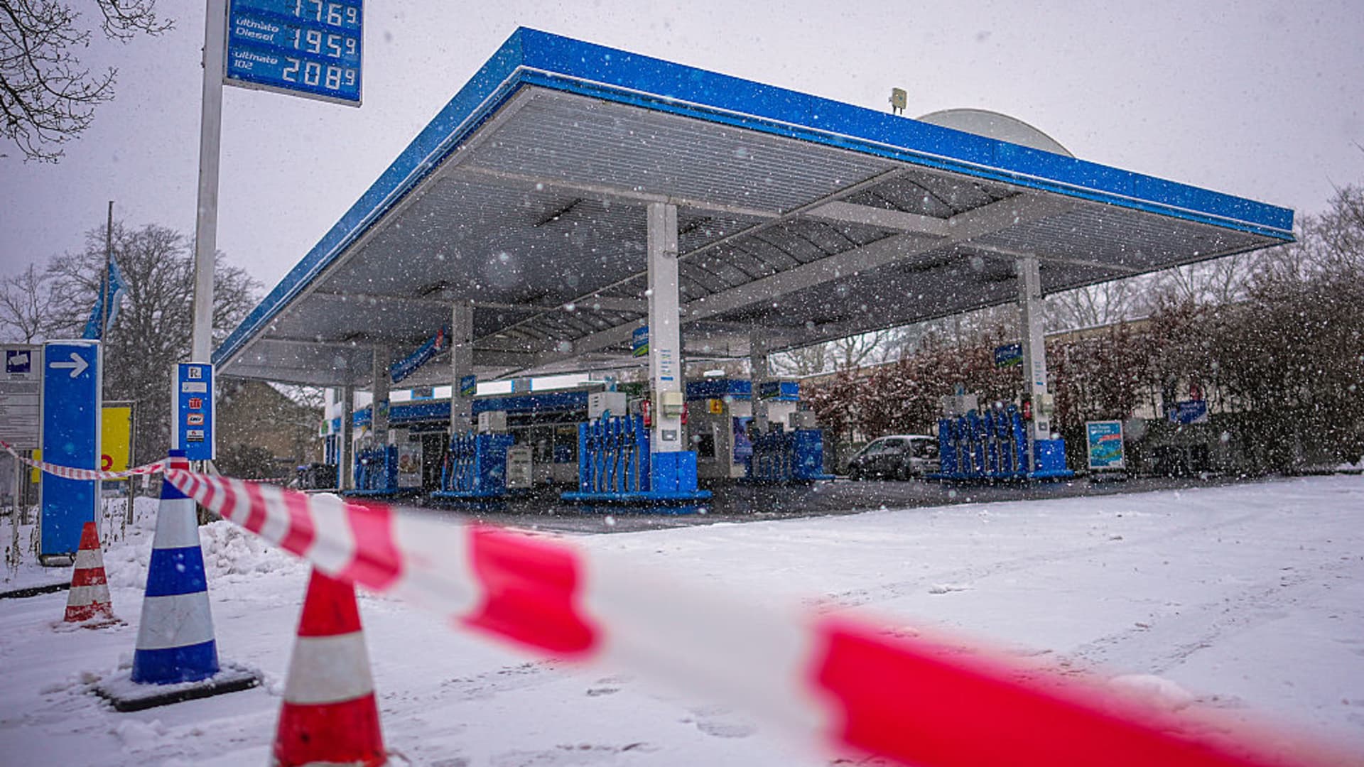 Featured image for Left-wing Extremists Responsible for Berlin Power Outage and Sabotage