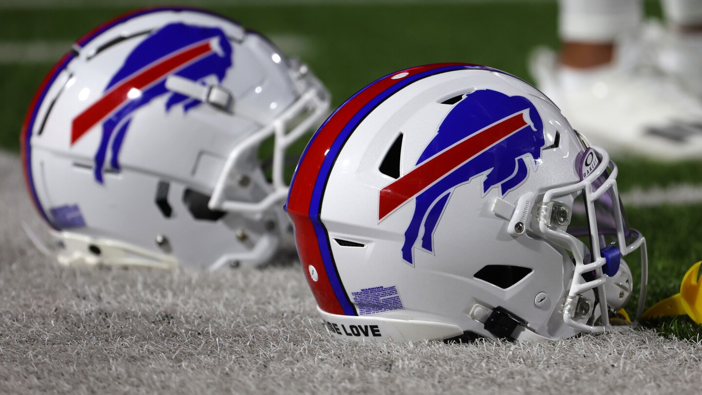 "Trump's Fraud Trial Reveals Doubts Over Bid to Buy Buffalo Bills"