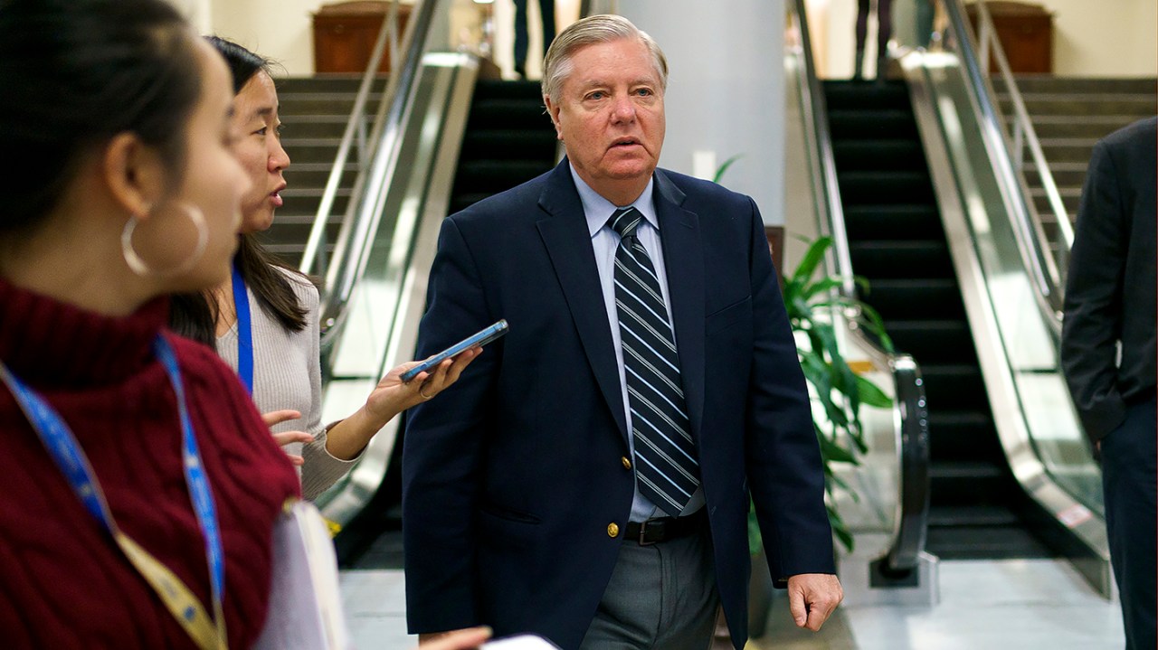 Lindsey Graham endorses Tim Scott's heartfelt 2024 presidential bid.