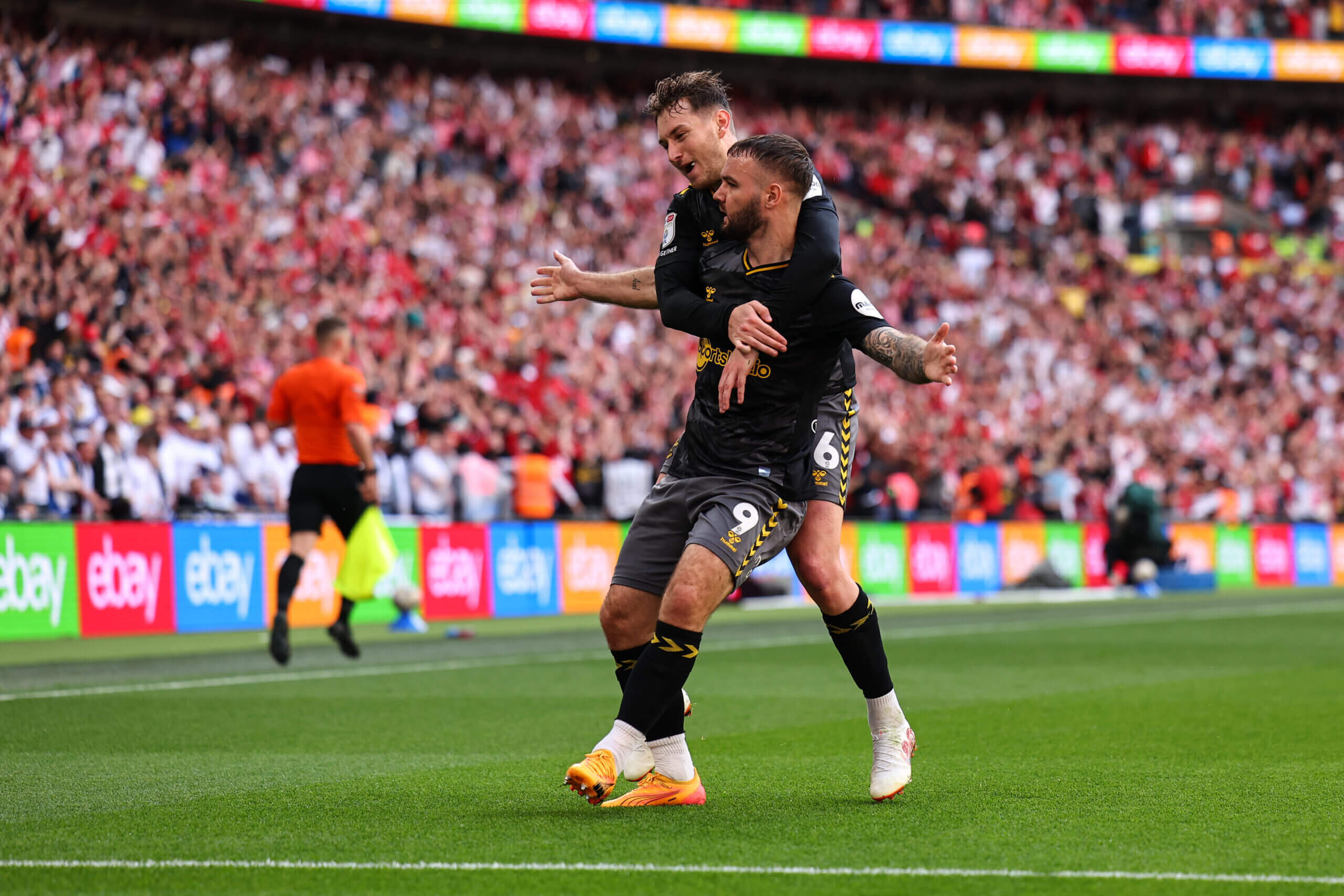 Featured image for "Southampton Defeats Leeds to Secure Premier League Promotion"