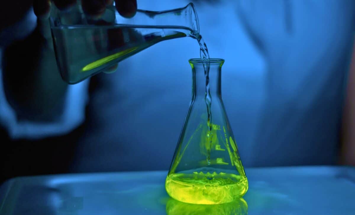 Featured image for Century-Old Chemistry Law Debunked, Textbooks Updated Globally