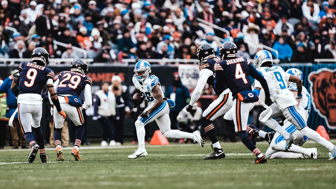 "Troubling Trends Continue as Detroit Lions Self-Destruct in Loss to Chicago Bears"