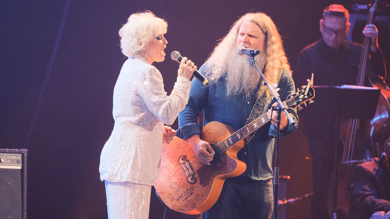 Country Star Lorrie Morgan Mourns Loss of Her Sixth Husband to Cancer