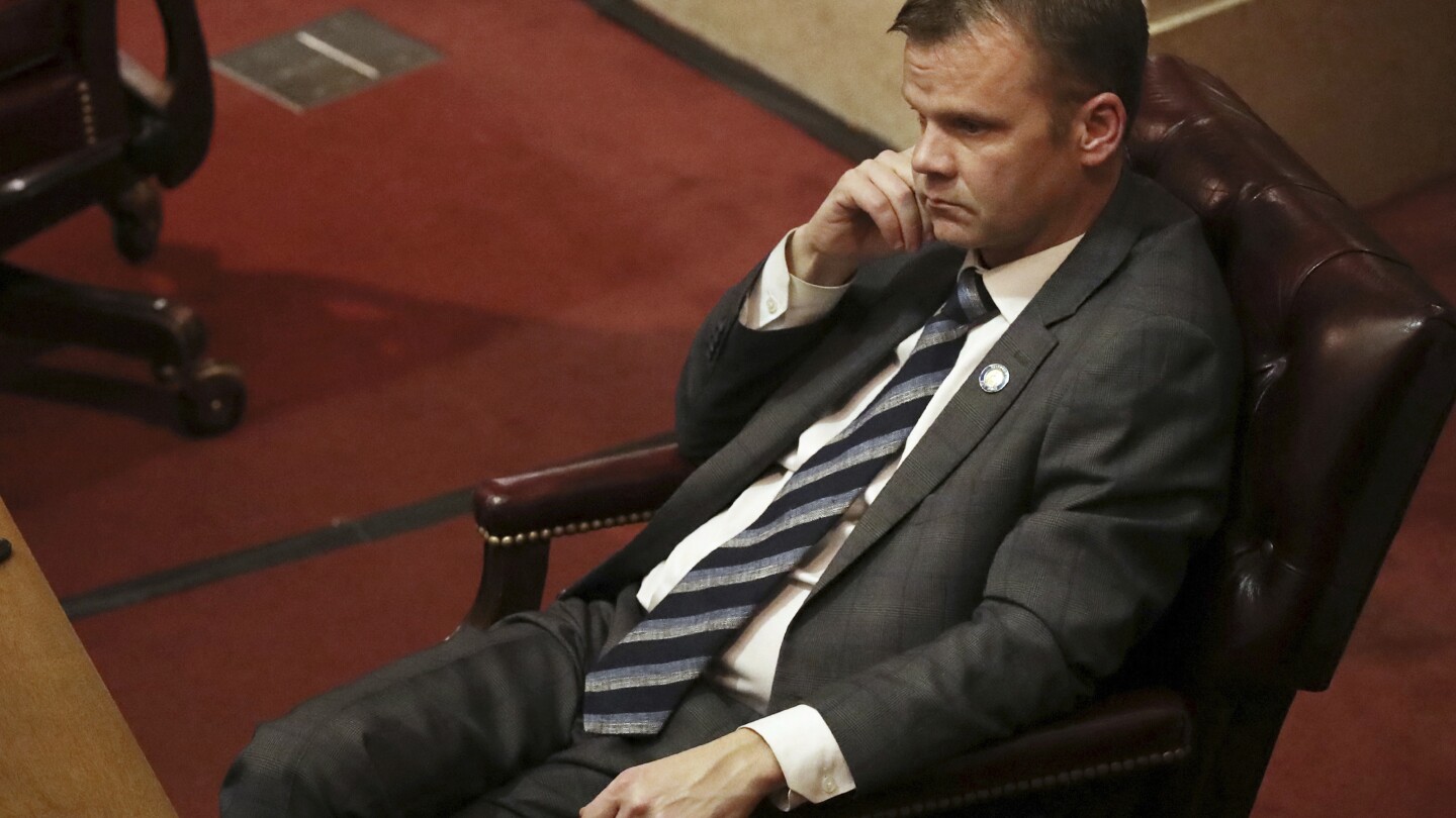 "Controversy Surrounds Wisconsin's 14-Week Abortion Ban Bill"