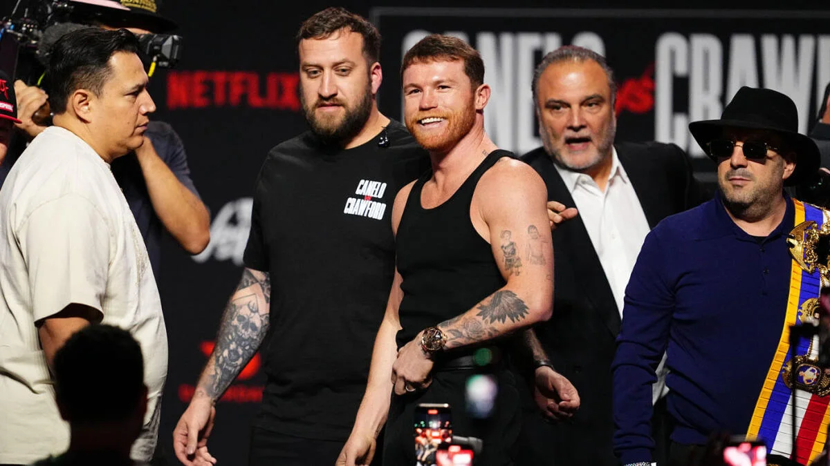 Featured image for Crawford Triumphs Over Canelo to Claim Super Middleweight Title