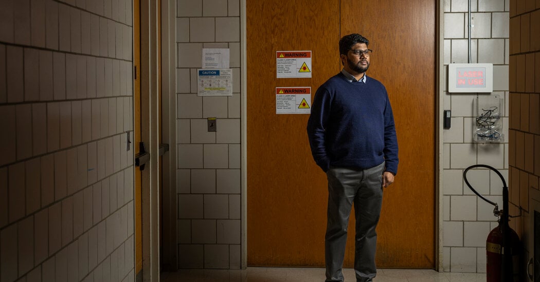 Featured image for Controversial Superconductivity Scientist Ranga Dias Departs University