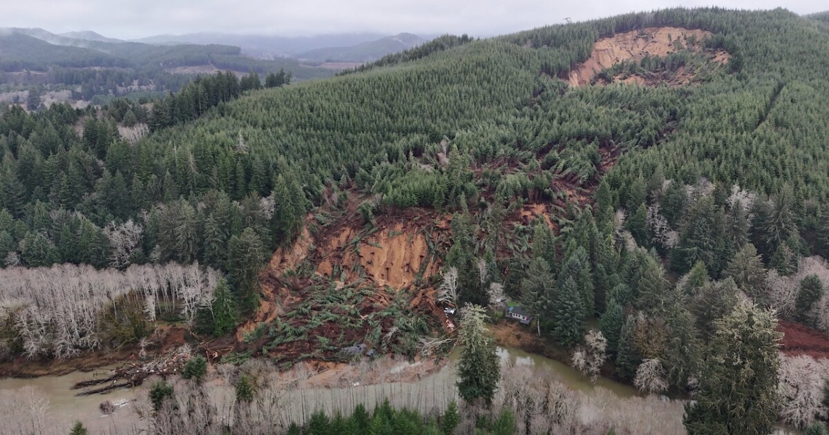 Featured image for Oregon Coast Faces Extended Closure and Risks Amid Landslide and Incoming Rain