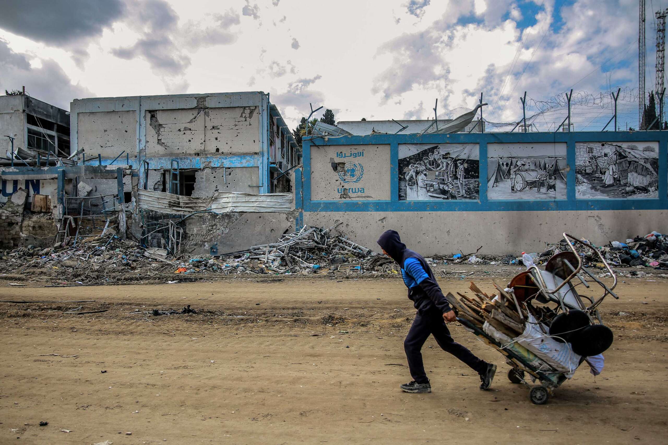 UNRWA HQ in Gaza Destroyed Amid Escalating Israeli Strikes
