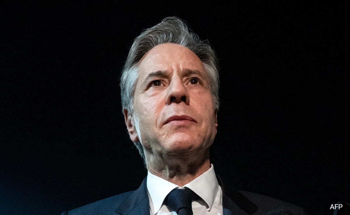 "Blinken Urges Israel to Protect Civilians Amidst Ceasefire Fallout"