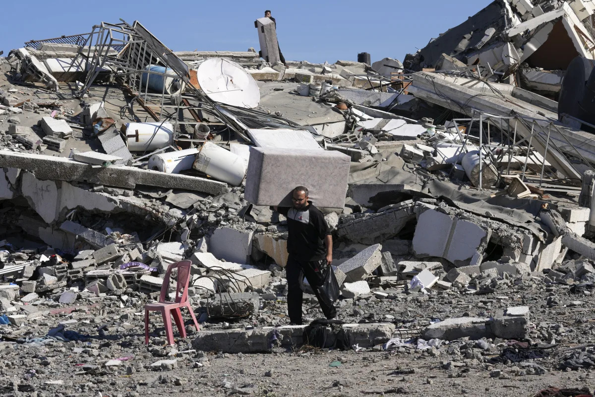 Israel Issues Evacuation Warnings to Palestinians in Southern Gaza