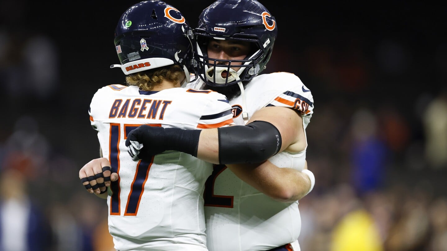 Featured image for "Cole Kmet's Unbelievable TD Catch Highlights Bears' Victory over Saints"