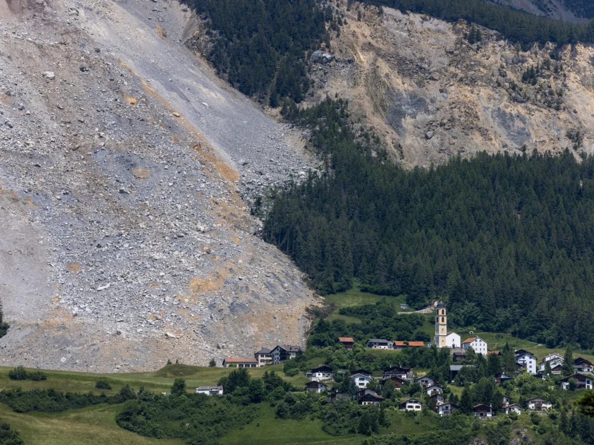 Featured image for Swiss Alps village narrowly avoids destruction by massive rockslide.