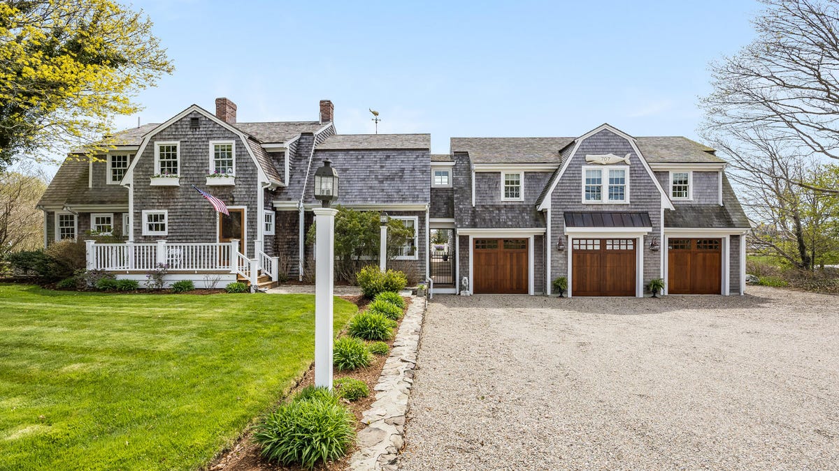 Featured image for Comparing Rent and Buying Options in South Florida: Latest Survey Results