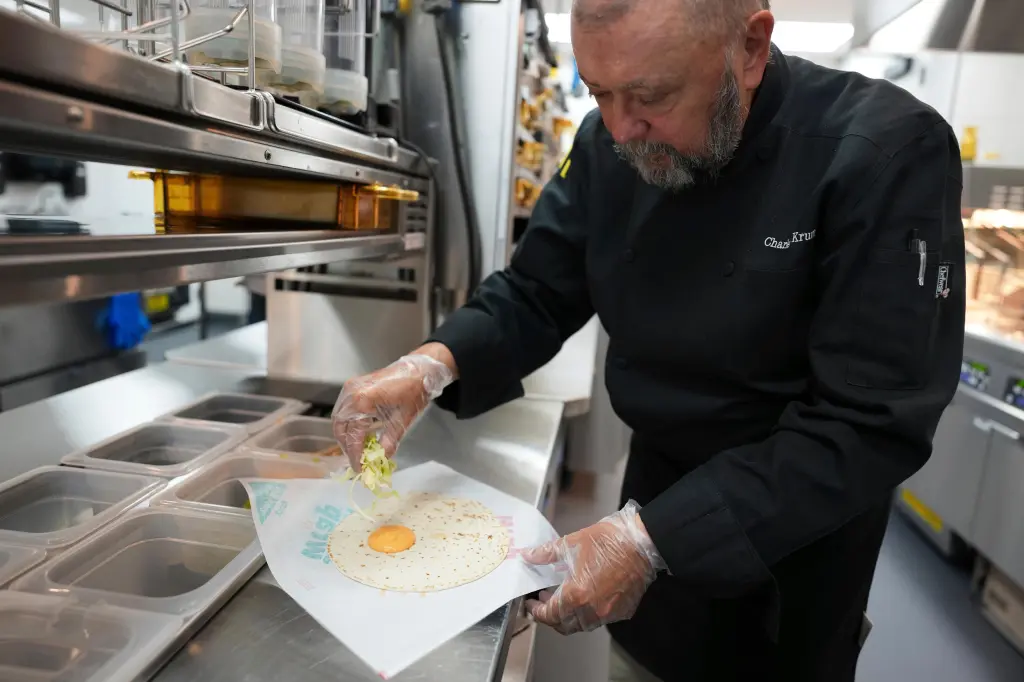 Featured image for McDonald's Reintroduces Fan-Favorite Snack Wraps on July 10