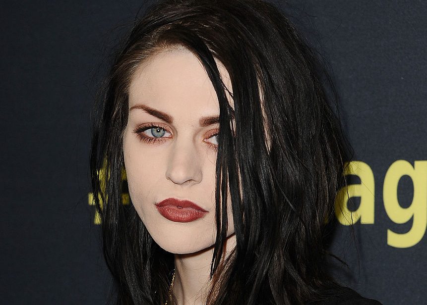 Featured image for "Frances Bean Cobain's Touching Tribute on 30th Anniversary of Kurt Cobain's Death"