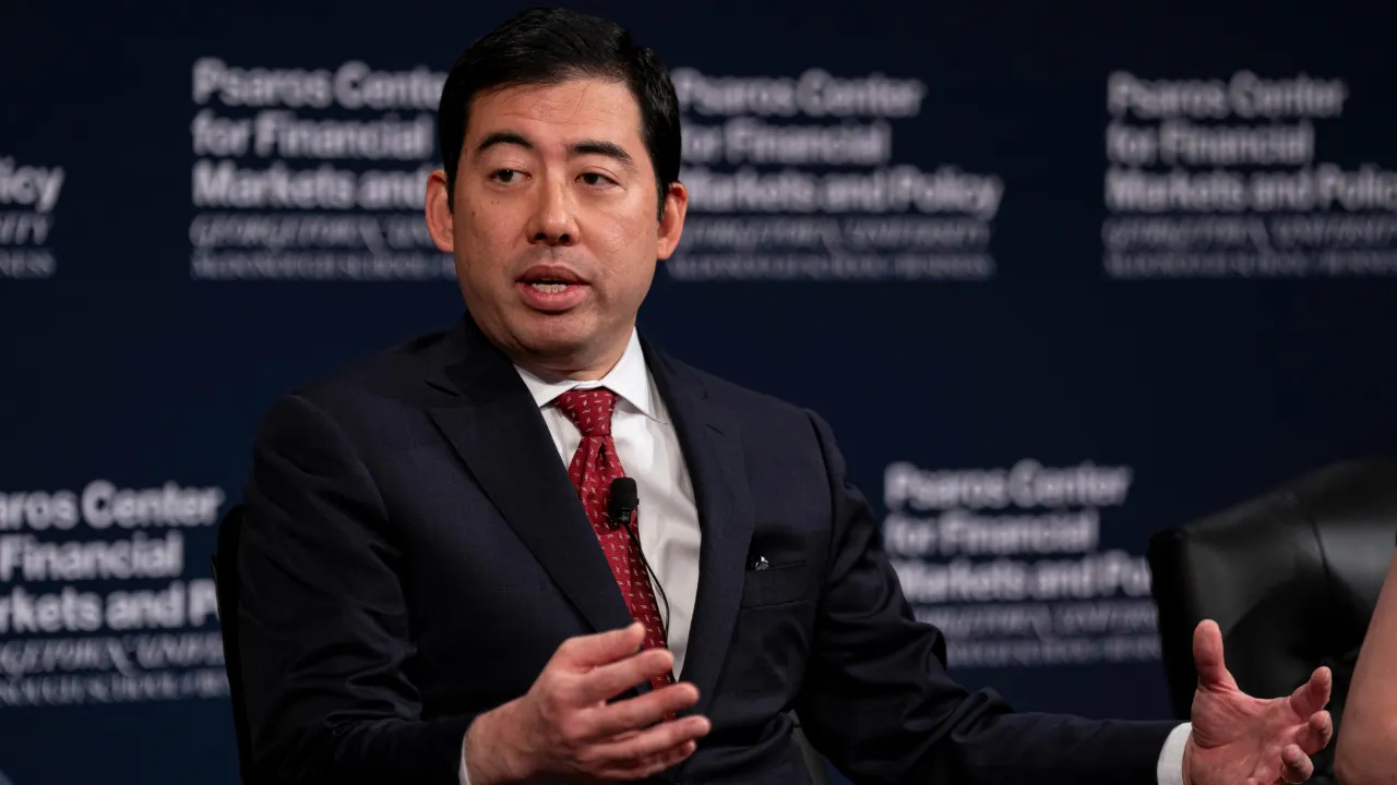 Trump's SEC Overhaul: Crypto Crackdown Faces Major Rollback