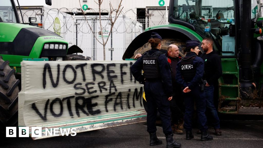 "Rungis Food Market Siege: French Farmers Arrested in Paris Protests"
