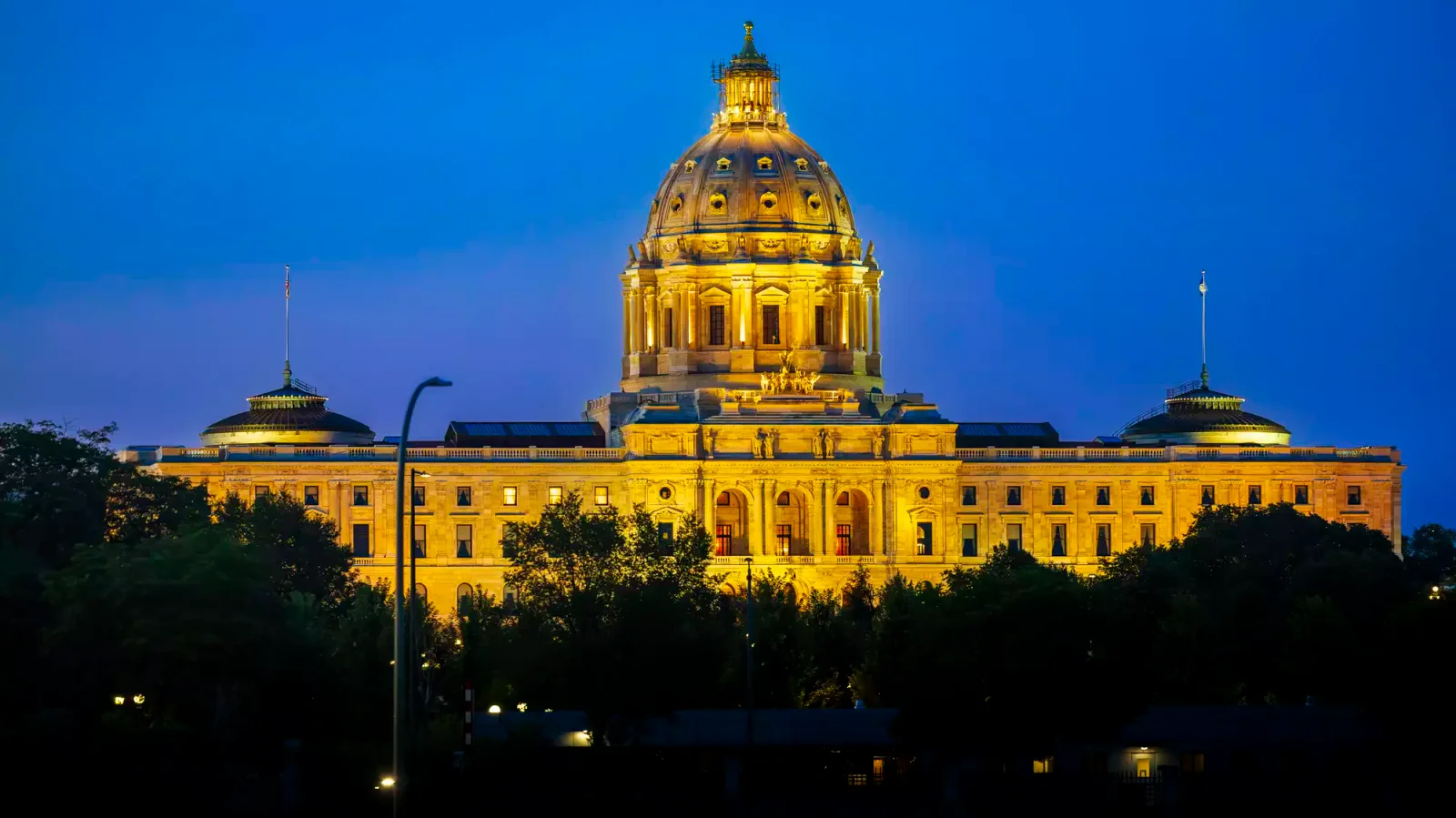 Minnesota Households to Receive Up to $1,300 in Tax Rebate Checks This Week