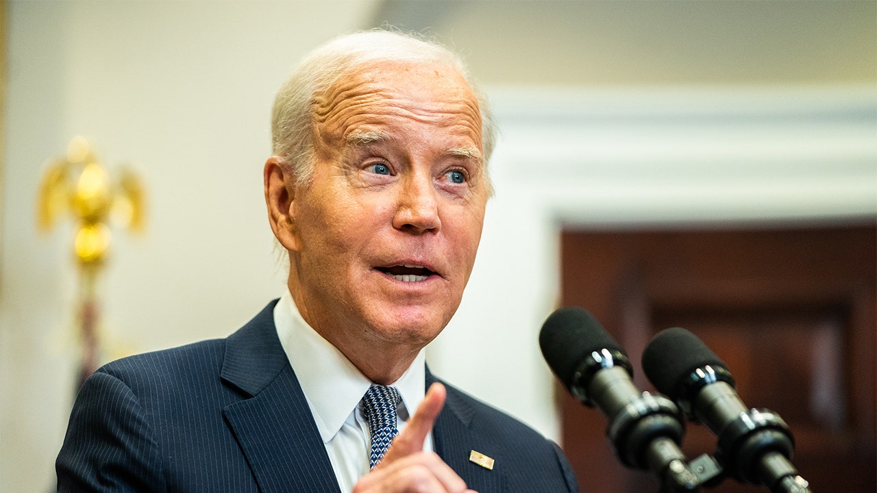 "Biden's Bold Move: Pushing for Universal COVID Vaccination with Congressional Funding"