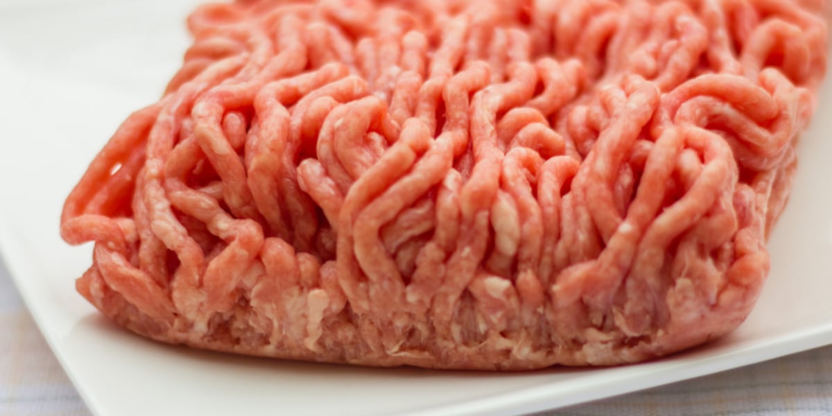 "Massive Recall of Ground Beef Affecting 27 States Due to E. Coli Risk"