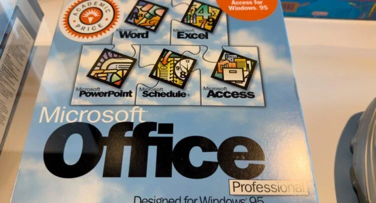 Microsoft Stock Falls as AI Bubble Talk Intensifies