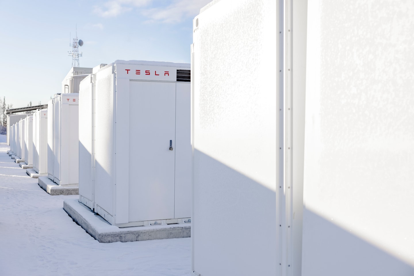 Tesla to Construct Megapack Battery Factory in Shanghai