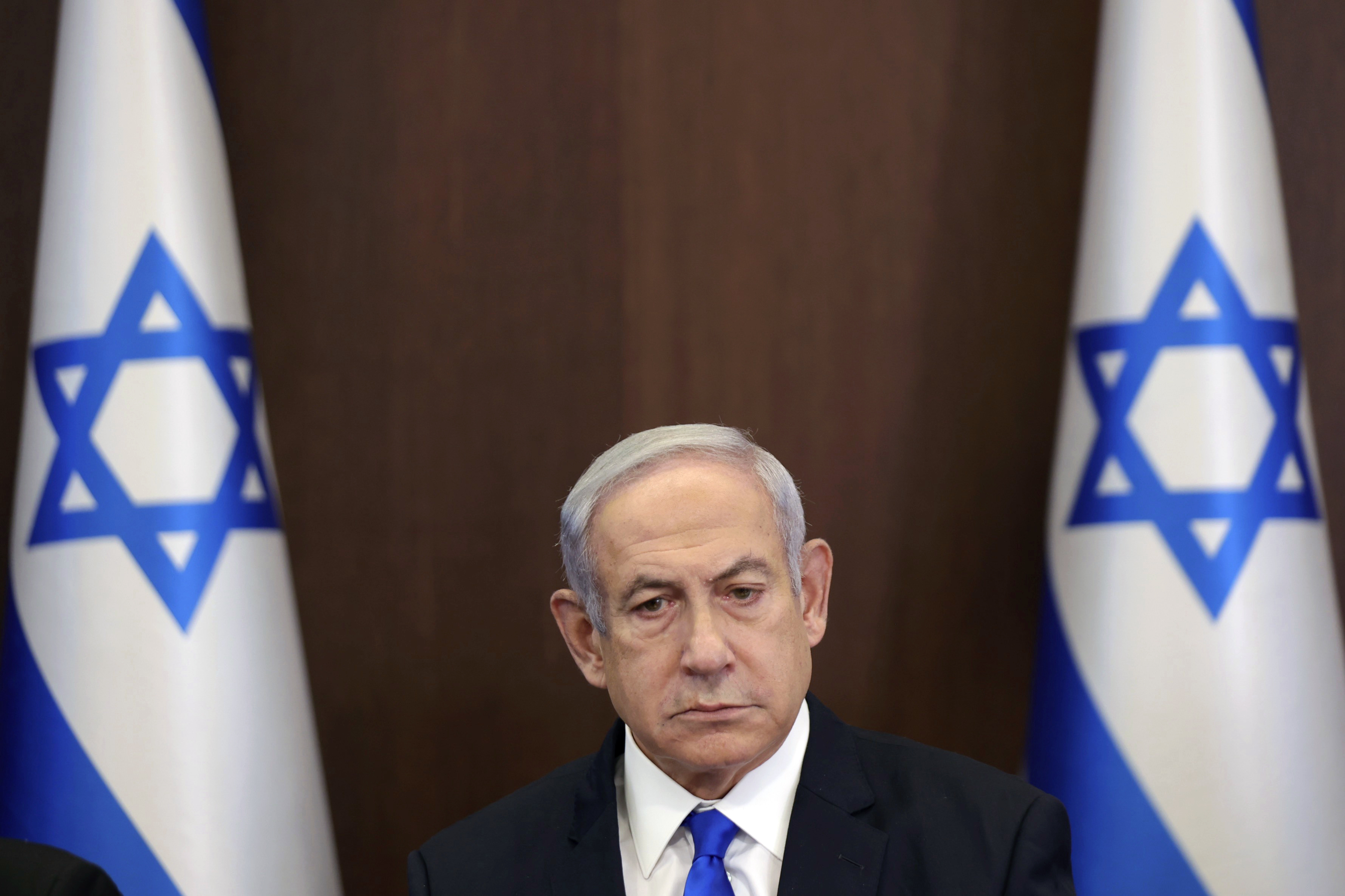 Hollywood producer admits to excessive gifts for Netanyahu in corruption trial testimony.