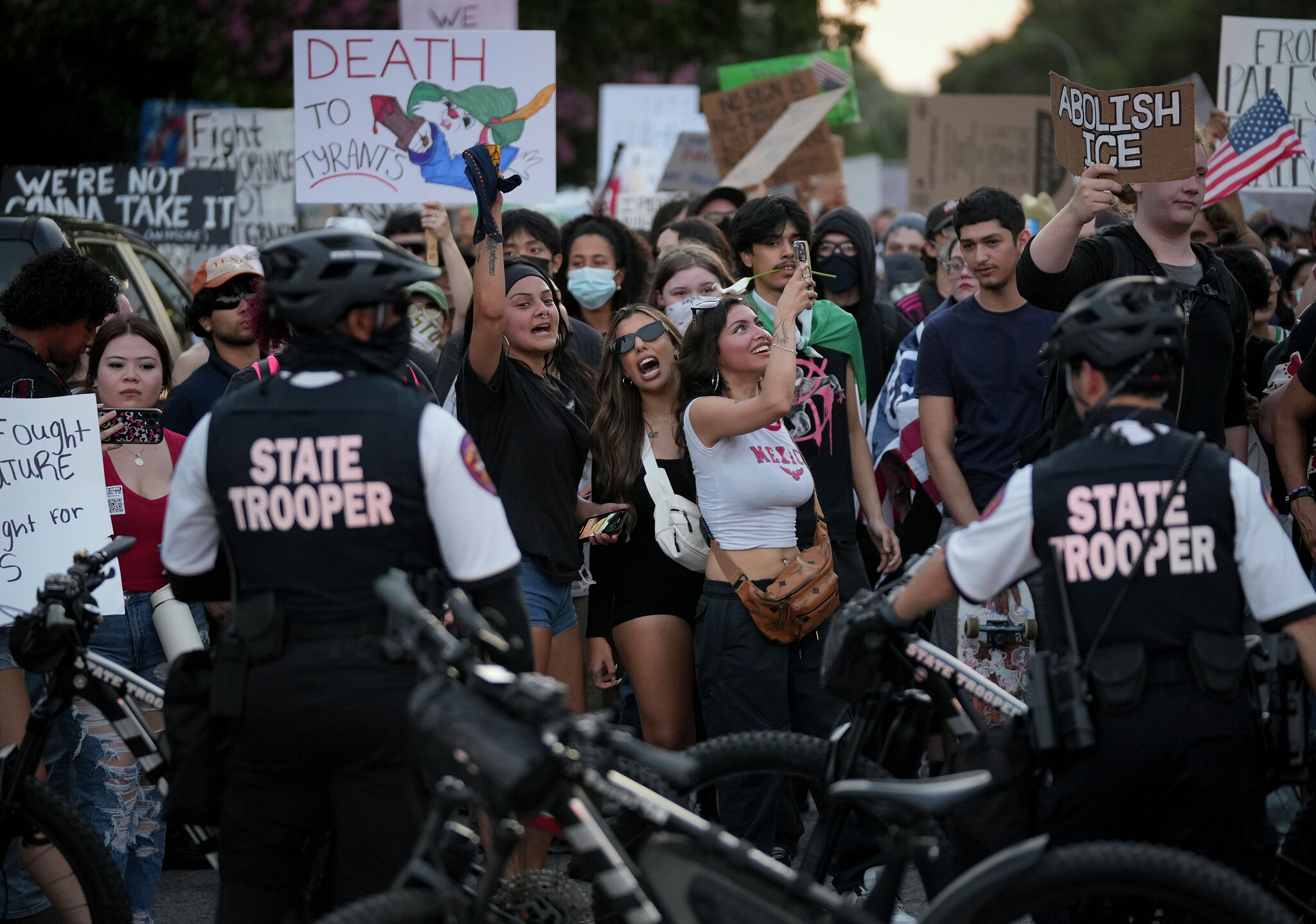 Featured image for Gov. Abbott Deploys Texas National Guard to Austin for 'No Kings' Rally