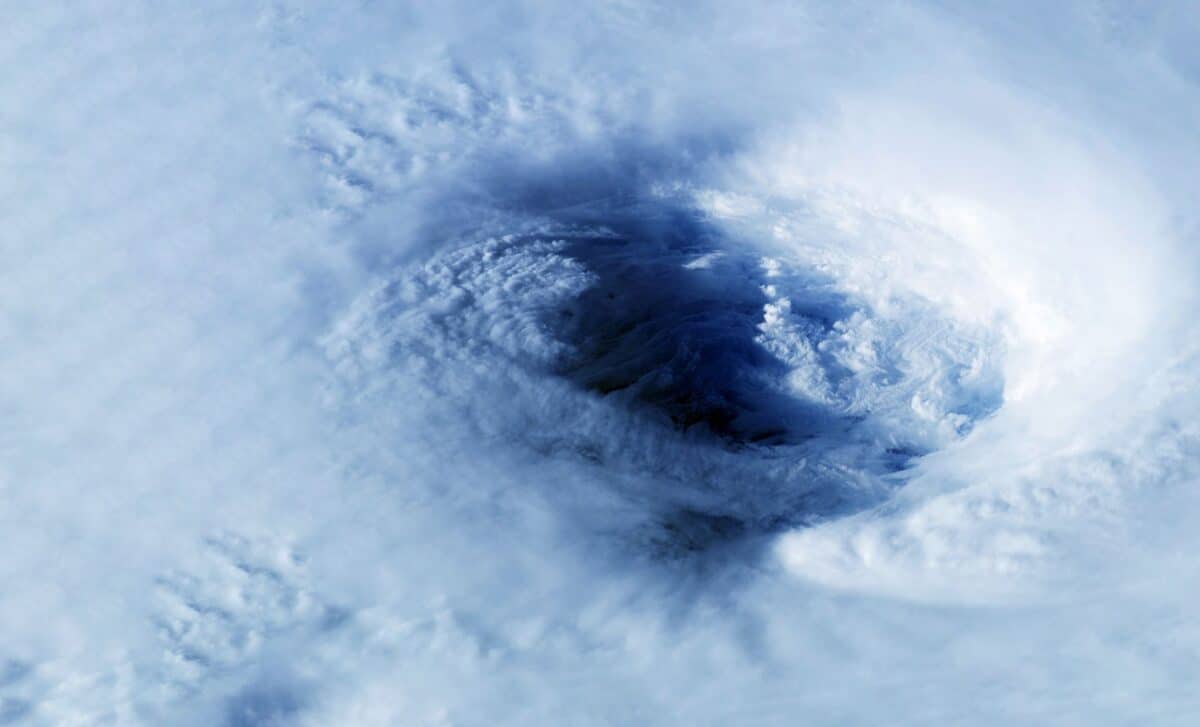 Featured image for Sentinel-5A Reveals Widening Earth’s Ozone Hole