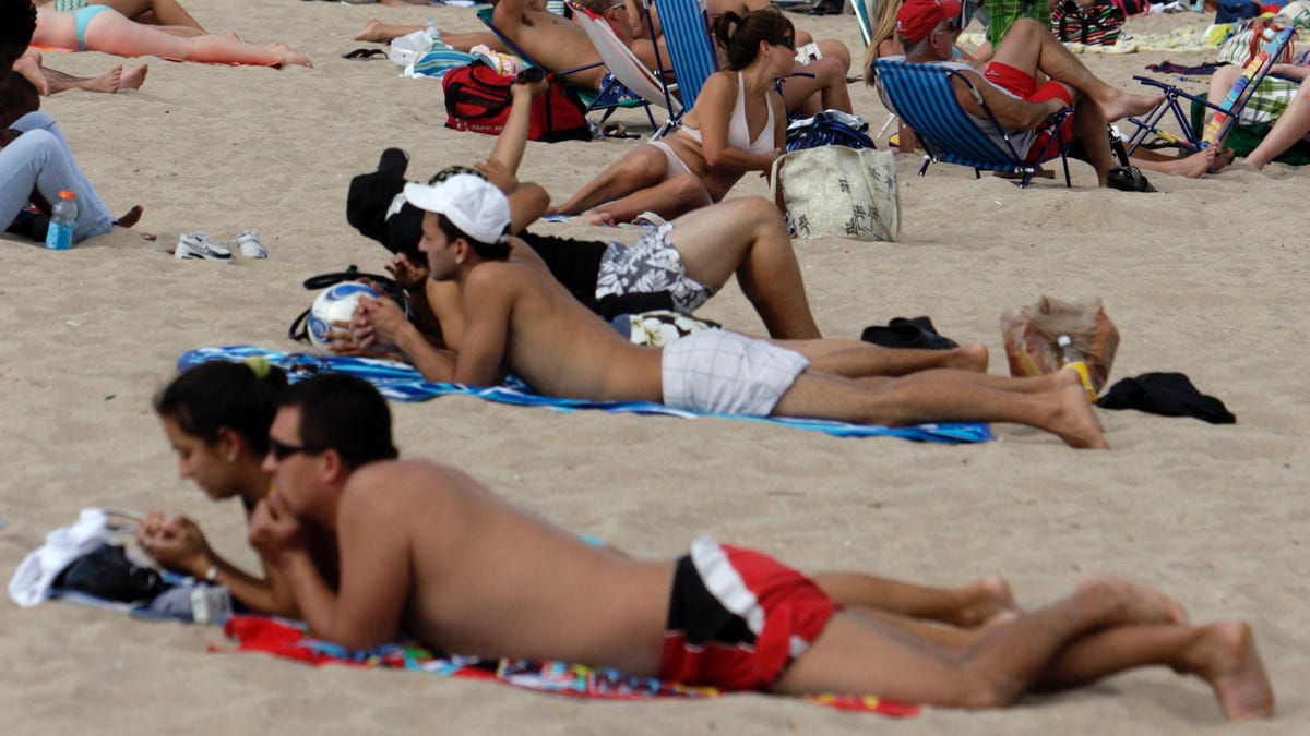 "Florida's Spring Break Chaos: Midnight Curfews and Crime Scenes in Miami and Palm Beach"