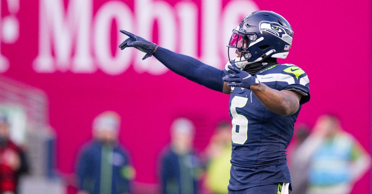 Featured image for "Unveiling the Impact of Mike Macdonald's Defensive Scheme on the Seahawks"