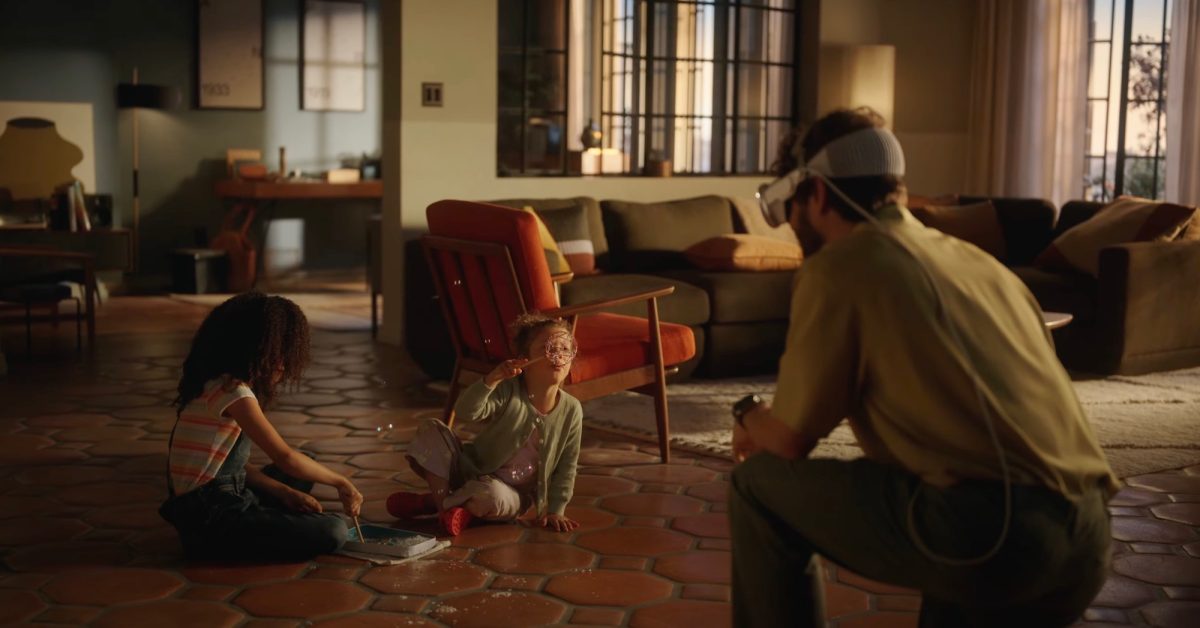 Featured image for Apple's iPhone 15 Pro Spatial Video on Vision Pro: A Game-Changing Editing Experience