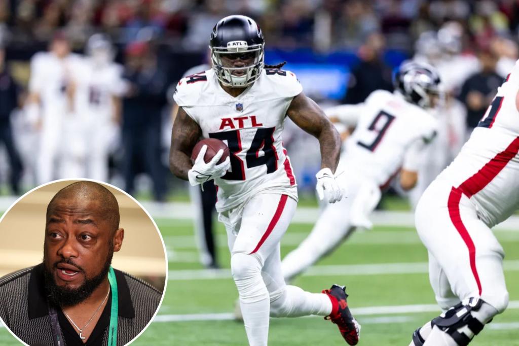 Featured image for "Steelers Secure Cordarrelle Patterson Signing Amid NFL Kickoff Rule Changes"