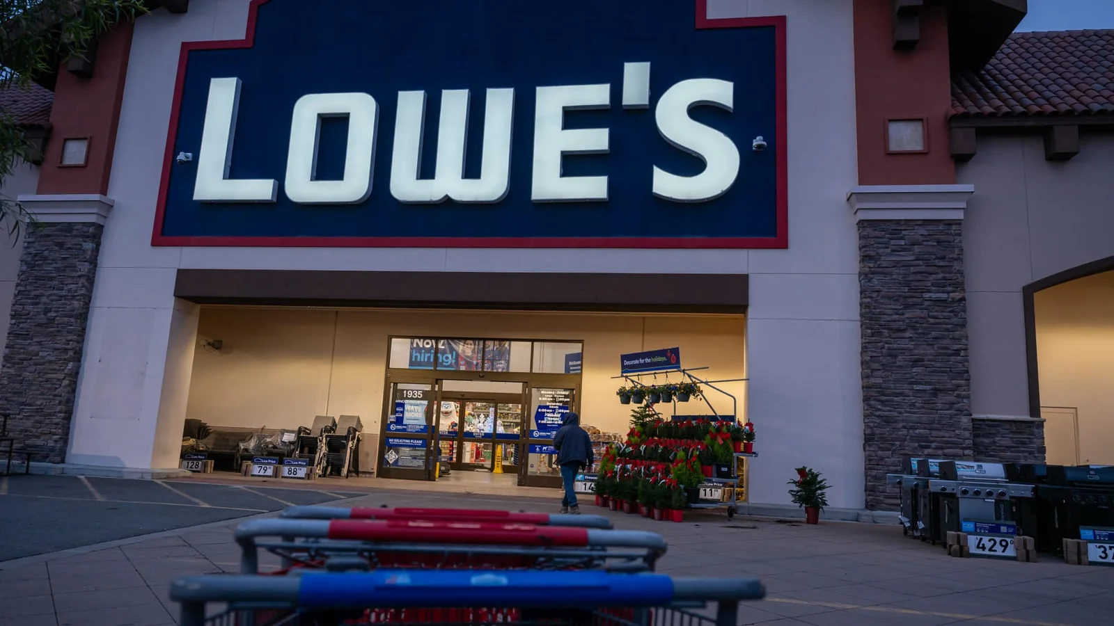 Lowe’s beats Q4, guides higher full-year sales and earnings amid housing headwinds