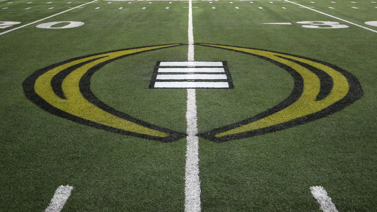 "Insights from Architects: How the College Football Playoff will Transform in 2024 and Beyond"