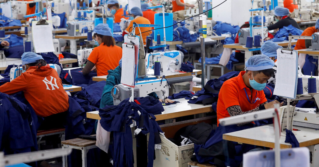 Featured image for "Setbacks and Delays: Biden's Pacific Trade Pact Faces Congressional Criticism and Further Work Needed"