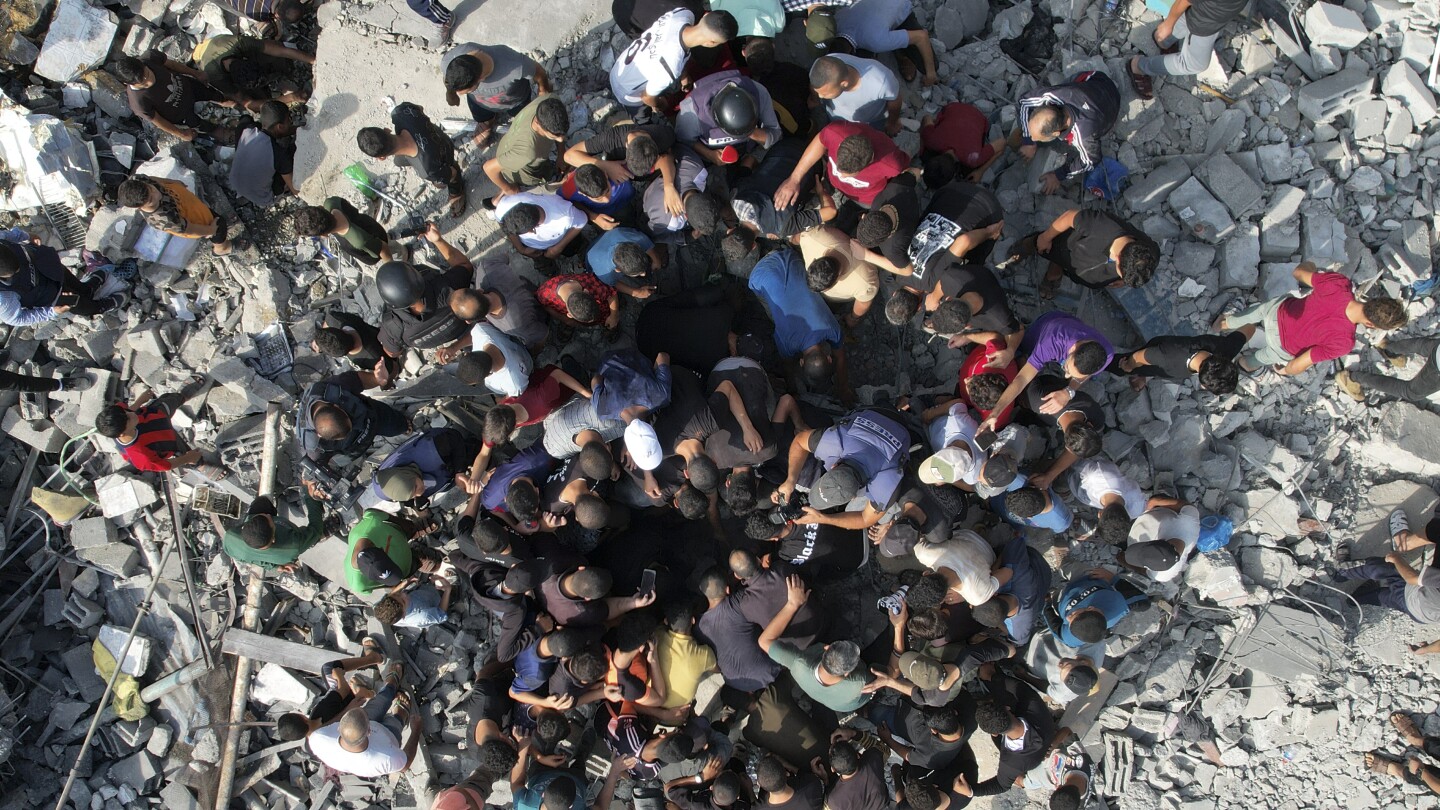 Israel's Military Encircles Gaza City, Triggering Mass Exodus