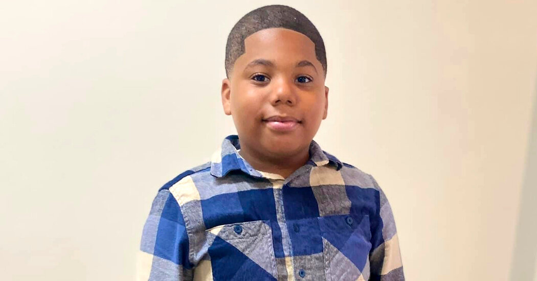 Police Shoot 11-Year-Old Boy Who Called 911 for Help