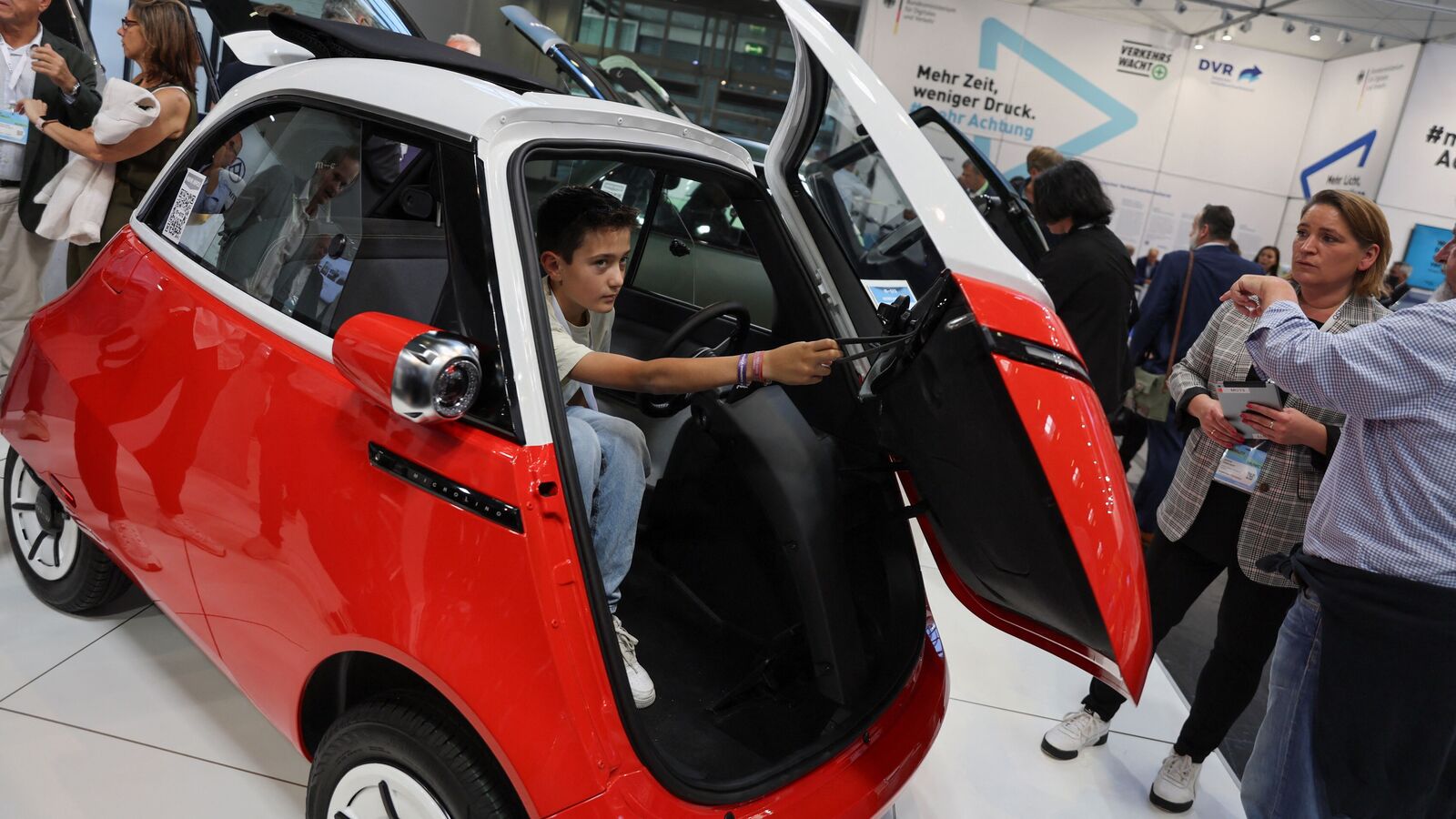 "US Misses Out on Ultra-Affordable EVs, Leaving Consumers Disappointed"