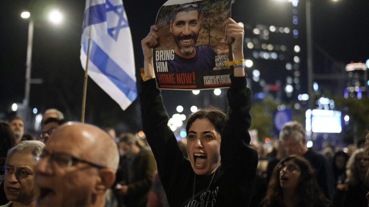 "Israeli Troops Mistakenly Kill Hostages Holding White Flag in Intensifying Israel-Hamas War"