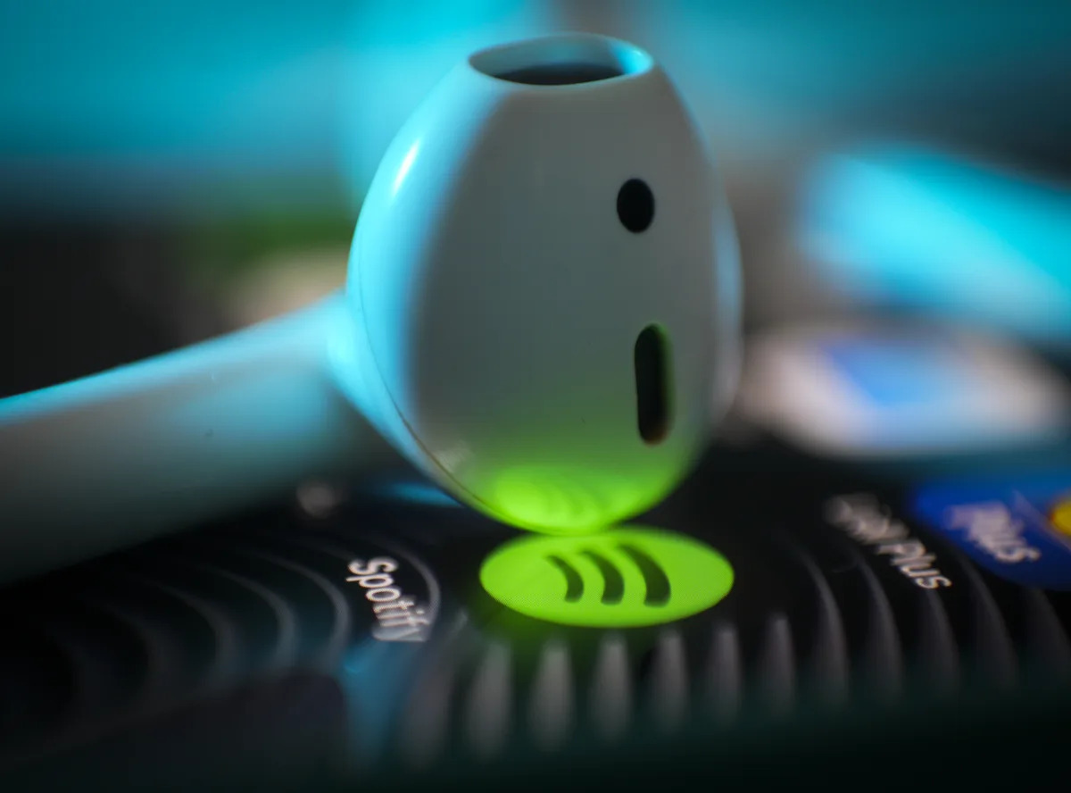 Featured image for "Spotify Introduces AI-Generated Personalized Playlists from Text Prompts"