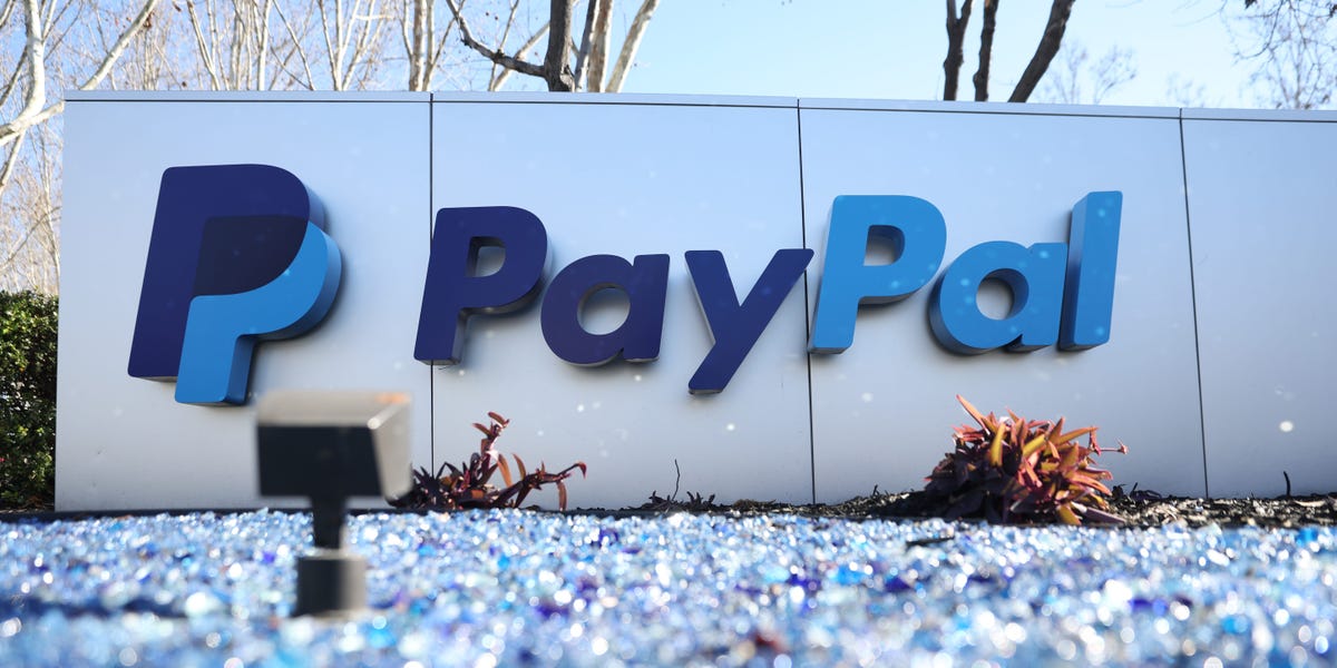 PayPal Slashes 2,500 Jobs Amid Market Share Pressure