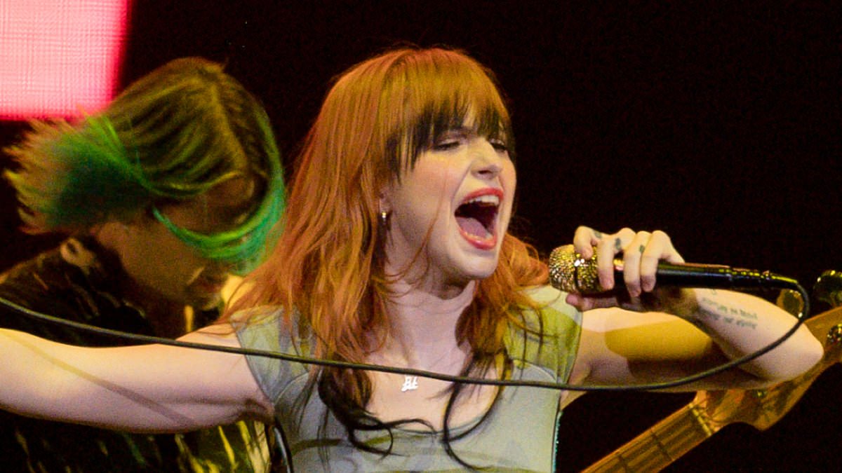 Paramore's North American Tour Cut Short as Hayley Williams Battles Health Issues