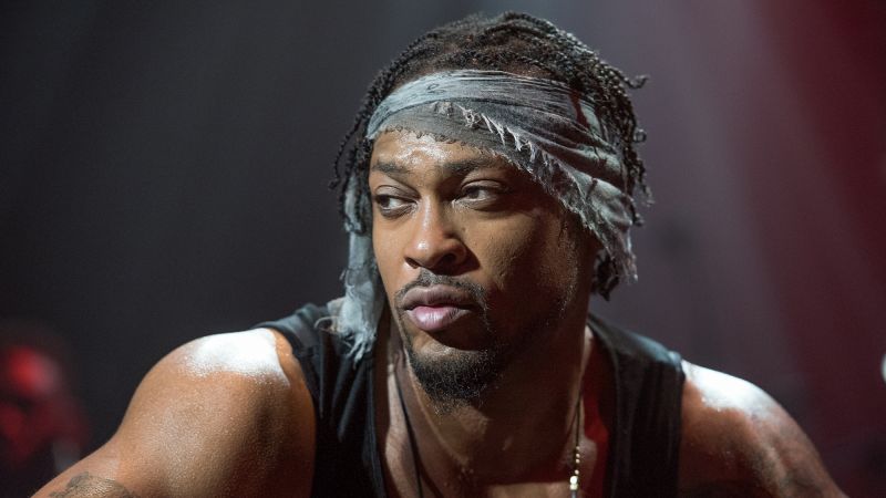 Featured image for Grammy-Winning R&B Icon D’Angelo Passes Away at 51