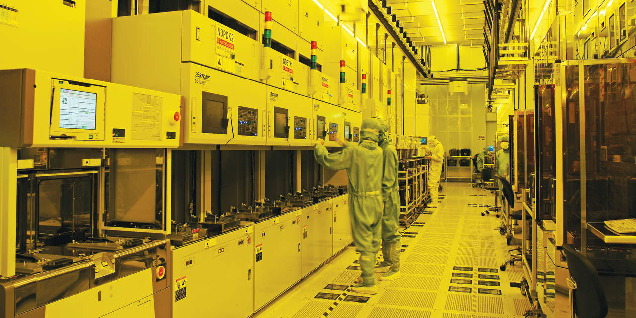 TSMC's AI Chip Update Offsets Revenue Decline