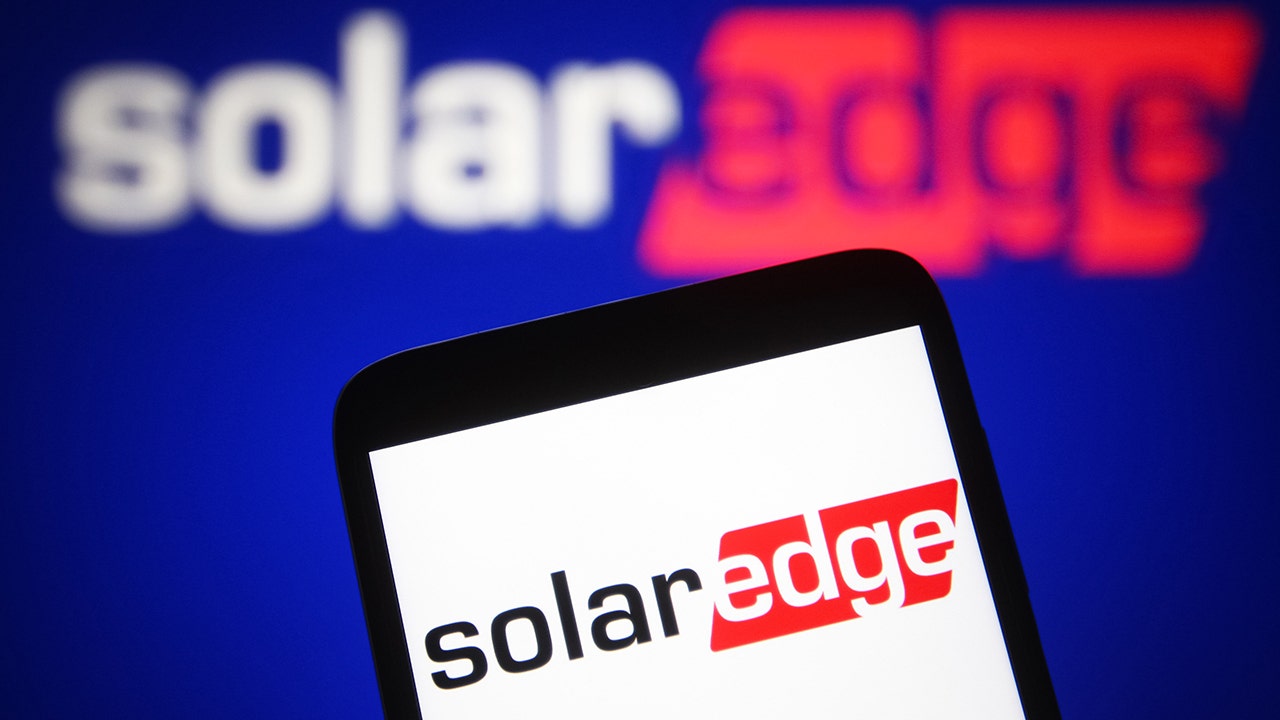 Featured image for SolarEdge Cuts Workforce by 16% to Reduce Costs