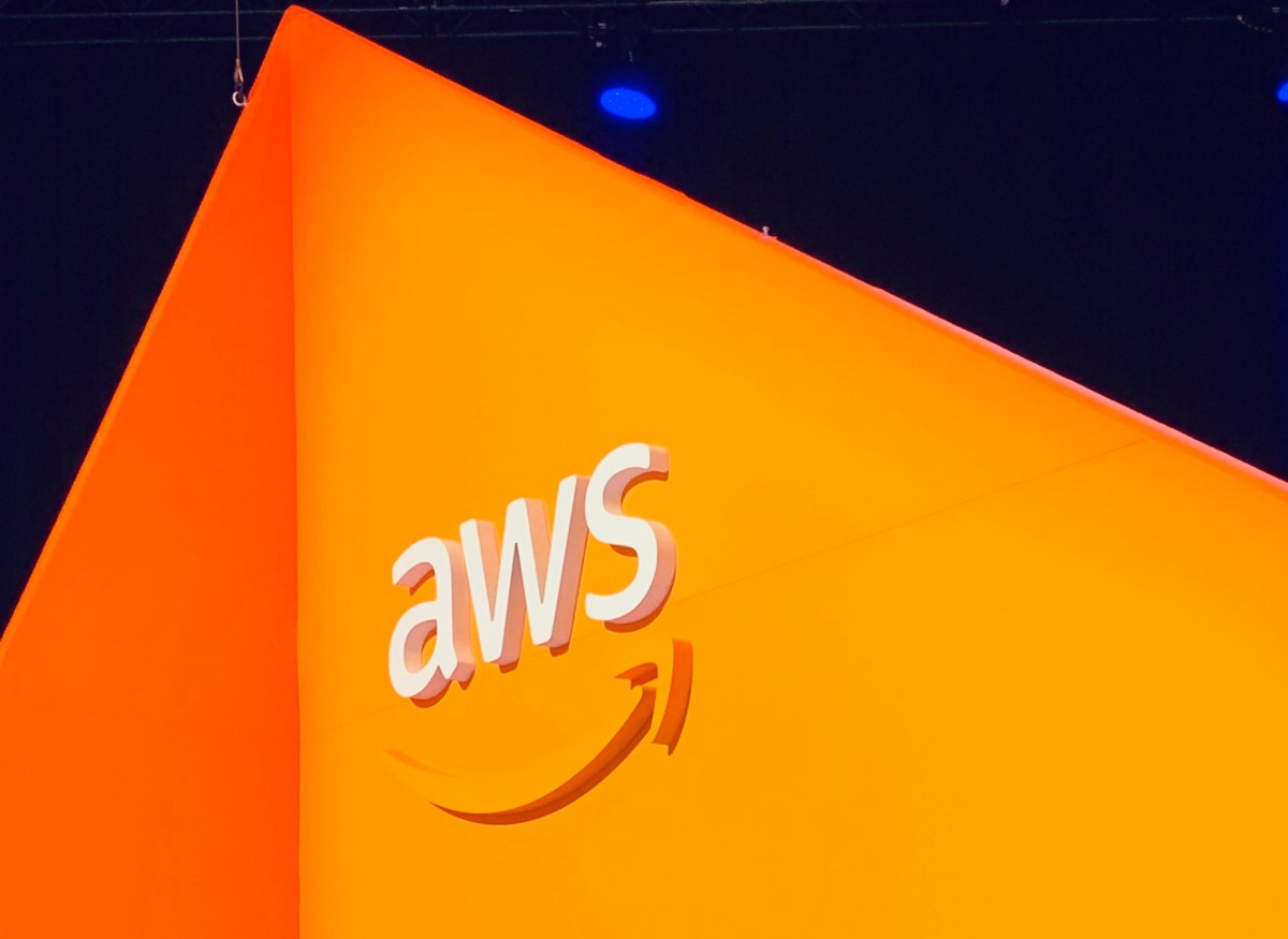 AWS Launches Global Accelerator for Generative AI Startups