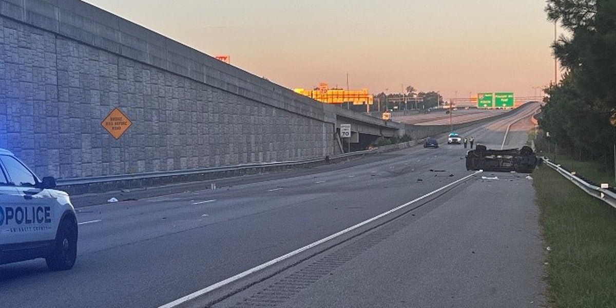 Featured image for Tragic Crash on I-85 Claims 5 Lives and Injures 3