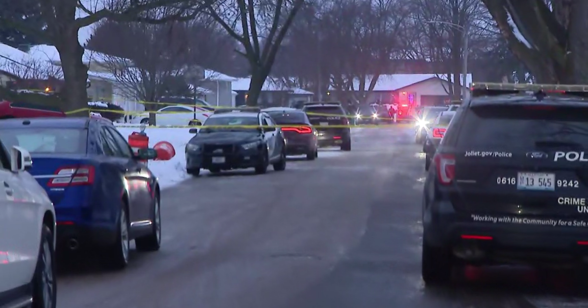 Featured image for "Manhunt for Armed Suspect After Multiple Fatal Shootings in Joliet, Illinois"