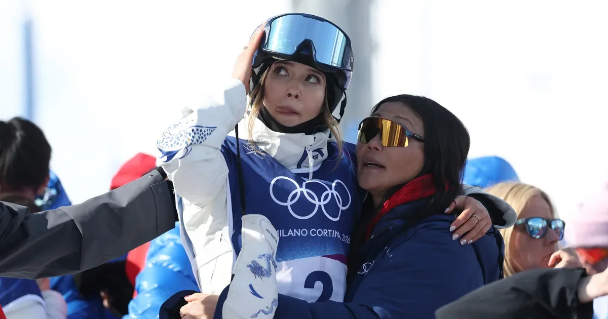 Gu's Golden Moment Dented by Grandmother's Death